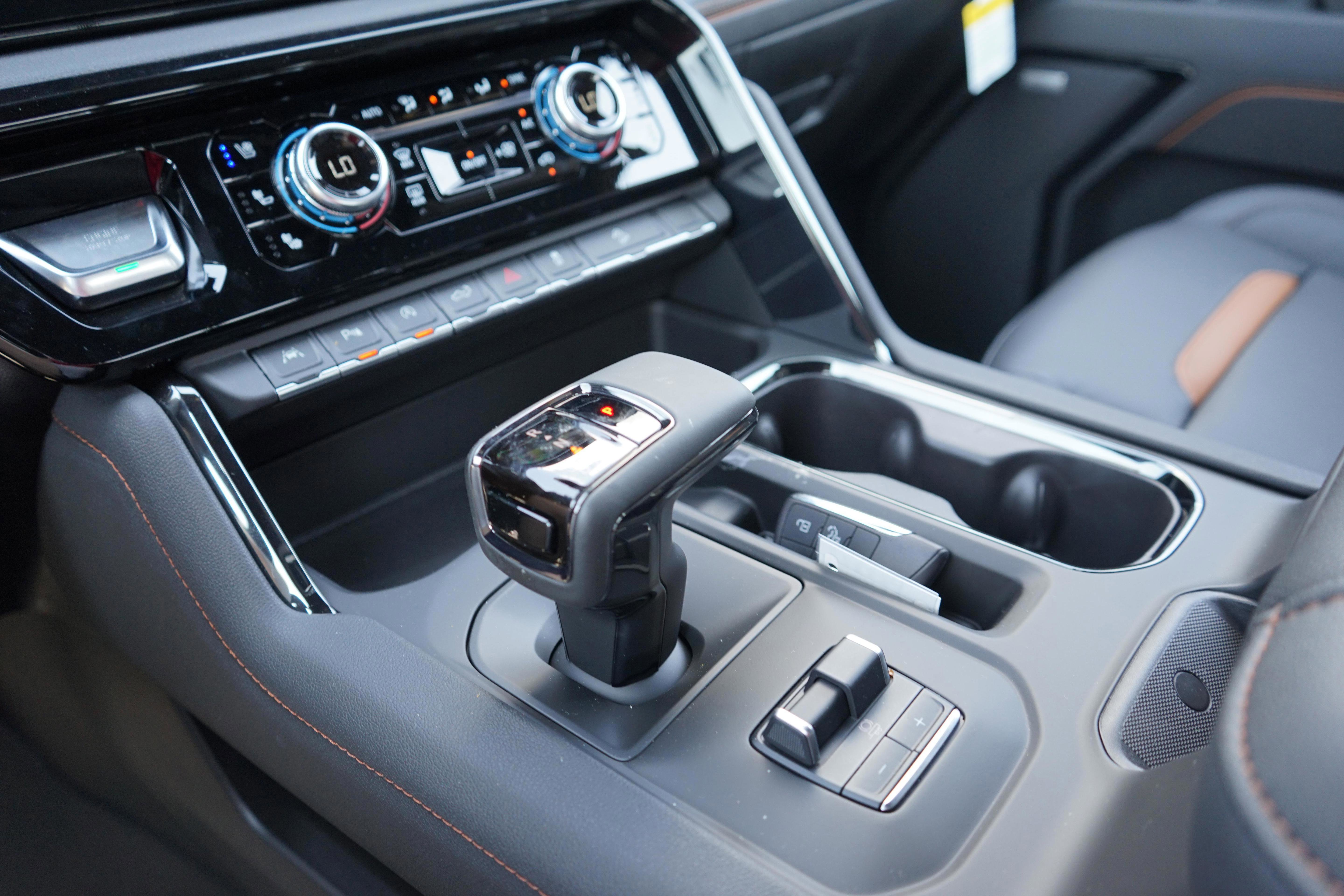 New 2026 GMC Sierra 1500 AT4 w/ Technology Package image 17