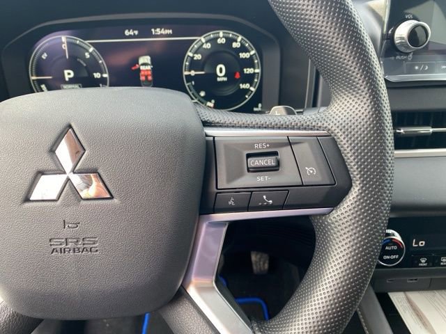 New 2025 Mitsubishi Outlander ES image 22