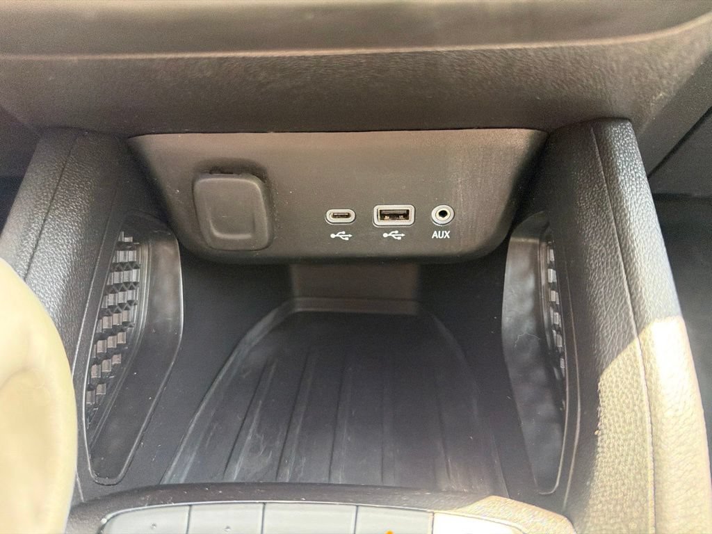 Used 2022 Chevrolet TrailBlazer LT FWD image 31