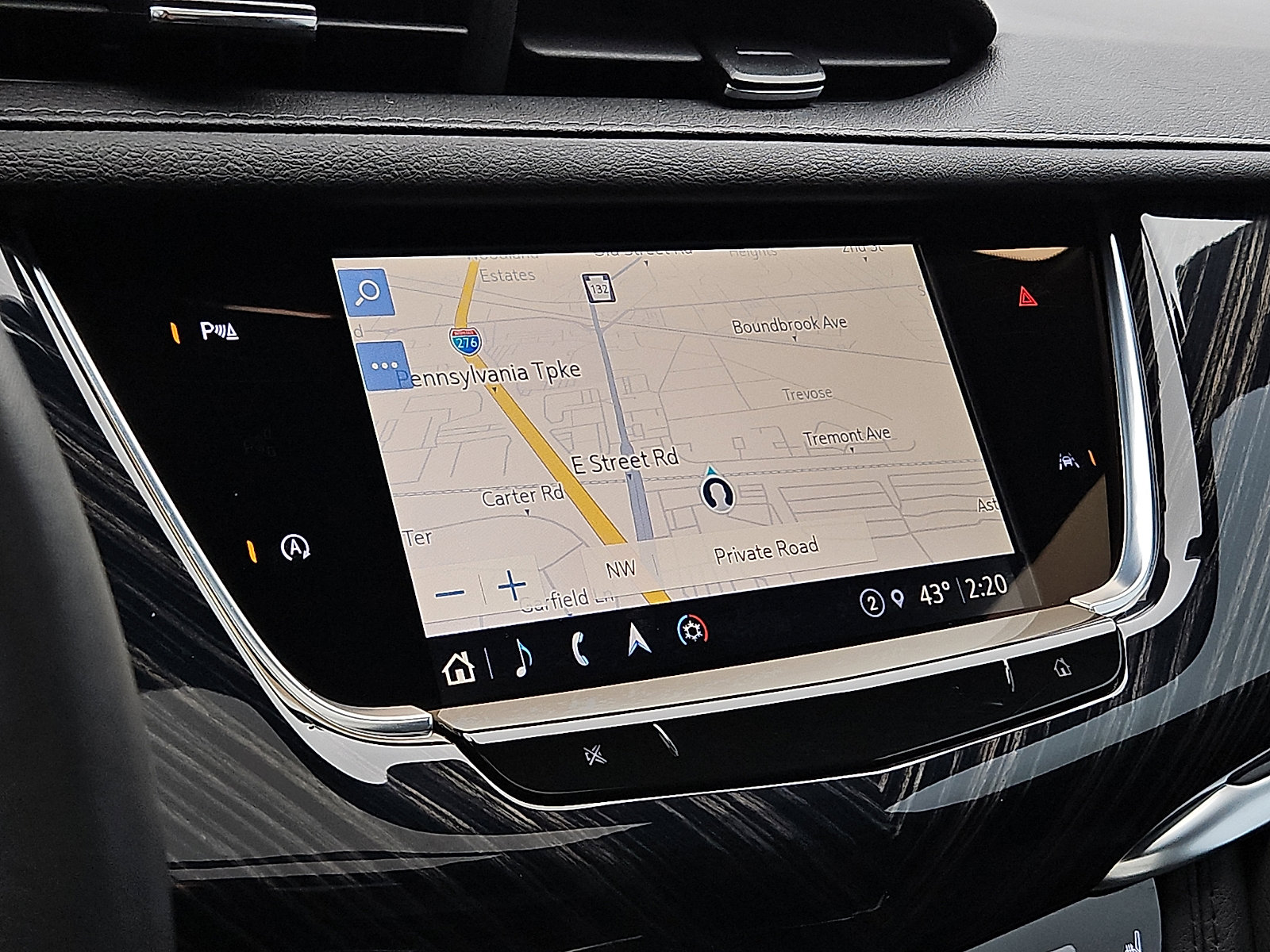 Certified 2024 Cadillac XT6 Premium Luxury image 17