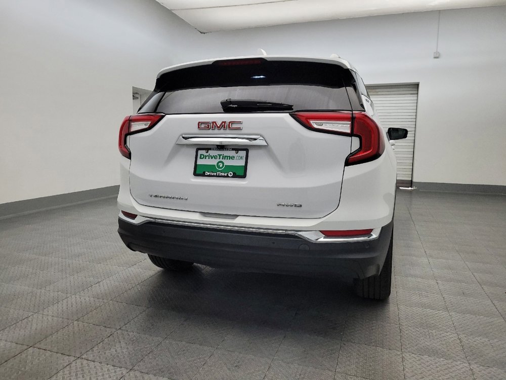 Used 2023 GMC Terrain SLT image 7