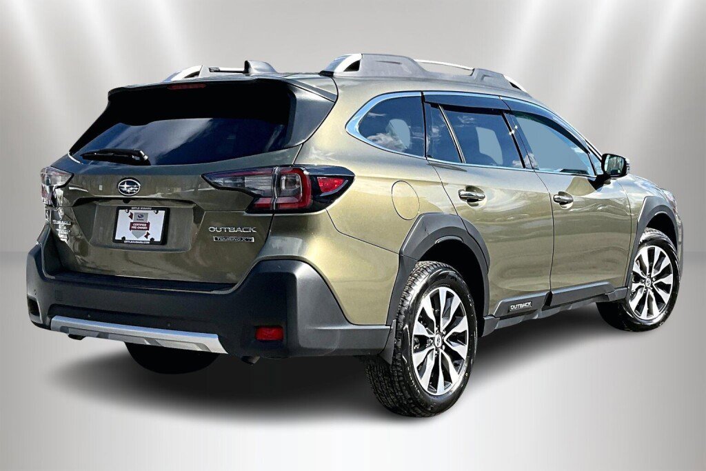 Certified 2025 Subaru Outback Touring XT w/ Tech Package 2 image 5