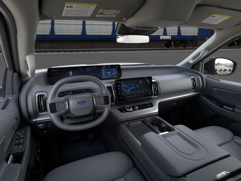 New 2026 Ford Expedition Active image 9