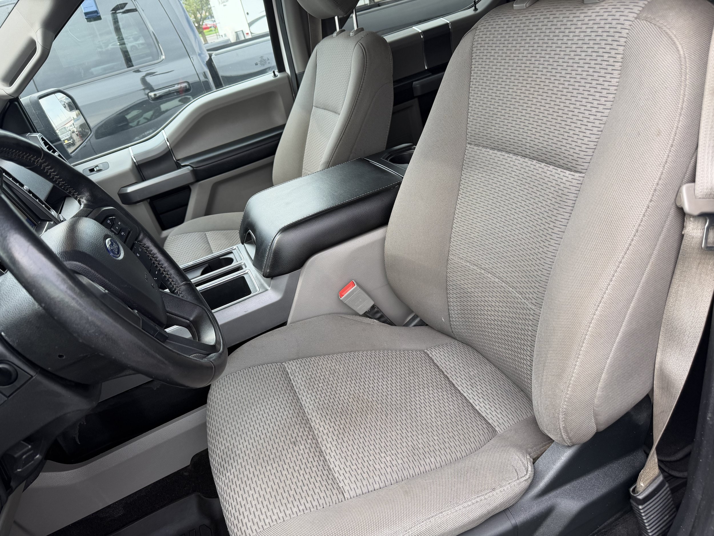 Used 2020 Ford F150 XLT w/ Equipment Group 302A Luxury AWD/4WD image 12