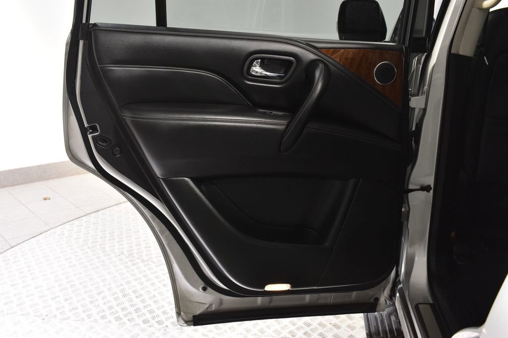 Used 2019 INFINITI QX80 Luxe image 25