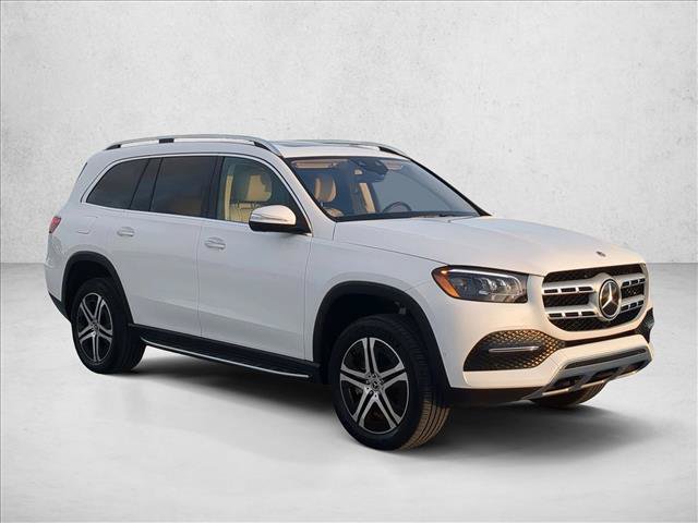 Used 2022 Mercedes-Benz GLS 450 4MATIC image 3