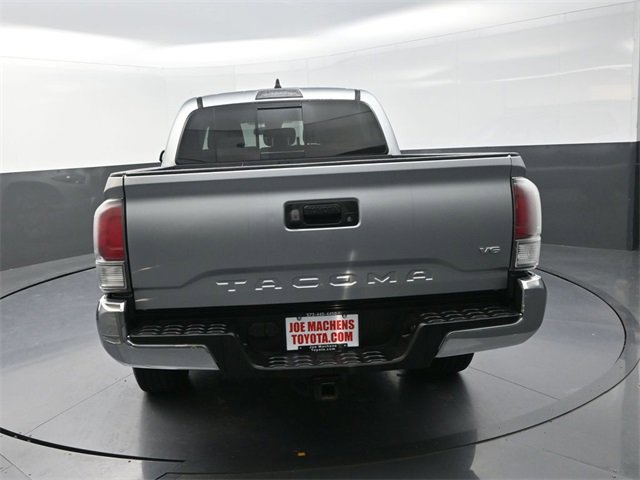 Used 2022 Toyota Tacoma TRD Off-Road image 6