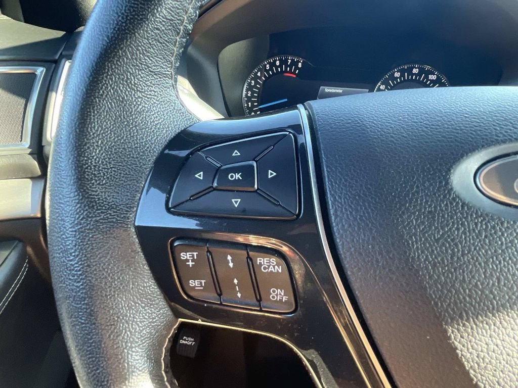 Used 2018 Ford Explorer Platinum AWD/4WD image 31