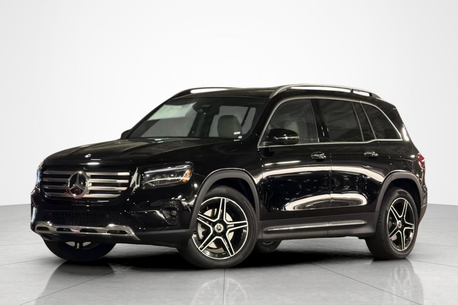 New 2026 Mercedes-Benz GLB 250