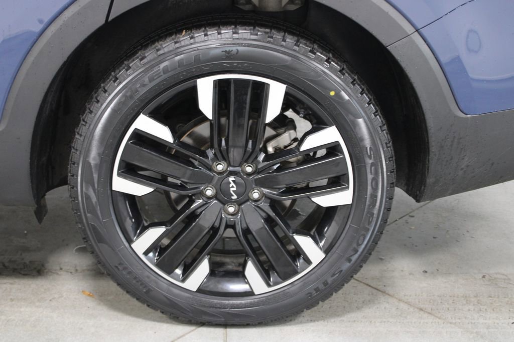 Used 2024 Kia Telluride SX Prestige image 17