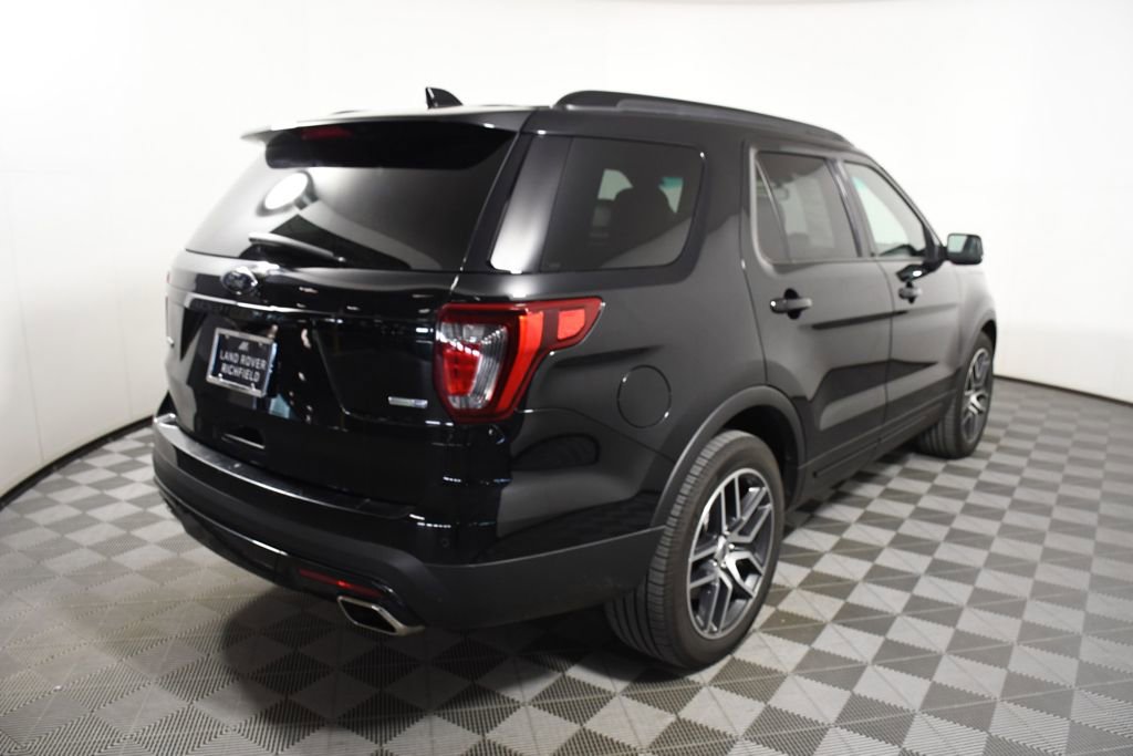 Used 2017 Ford Explorer Sport w/ Equipment Group 401A AWD/4WD image 6