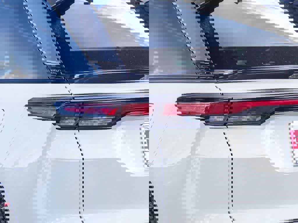 Used 2025 Jeep Wagoneer S Limited image 7