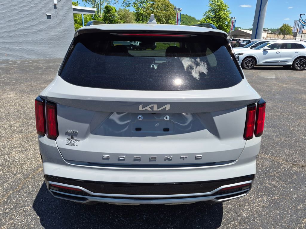Used 2022 Kia Sorento SX AWD/4WD image 4