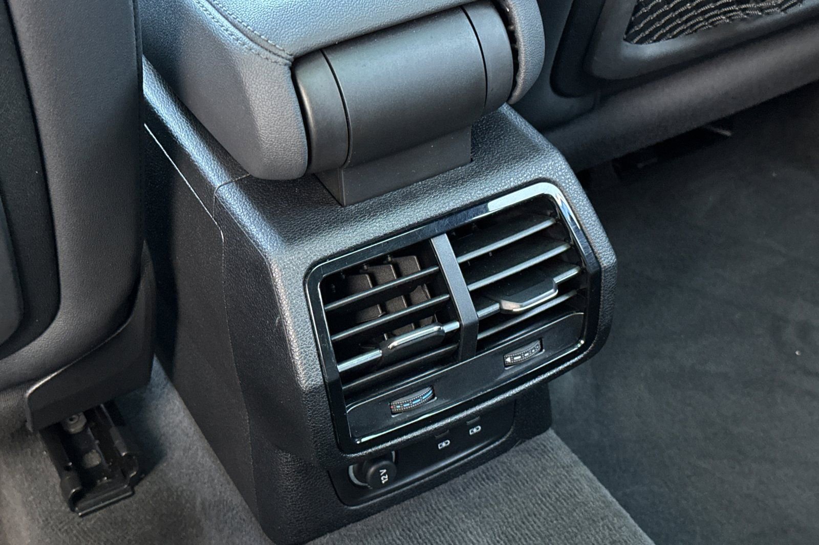 Used 2022 Audi Q3 2.0T Premium Plus w/ Premium Plus Package image 15