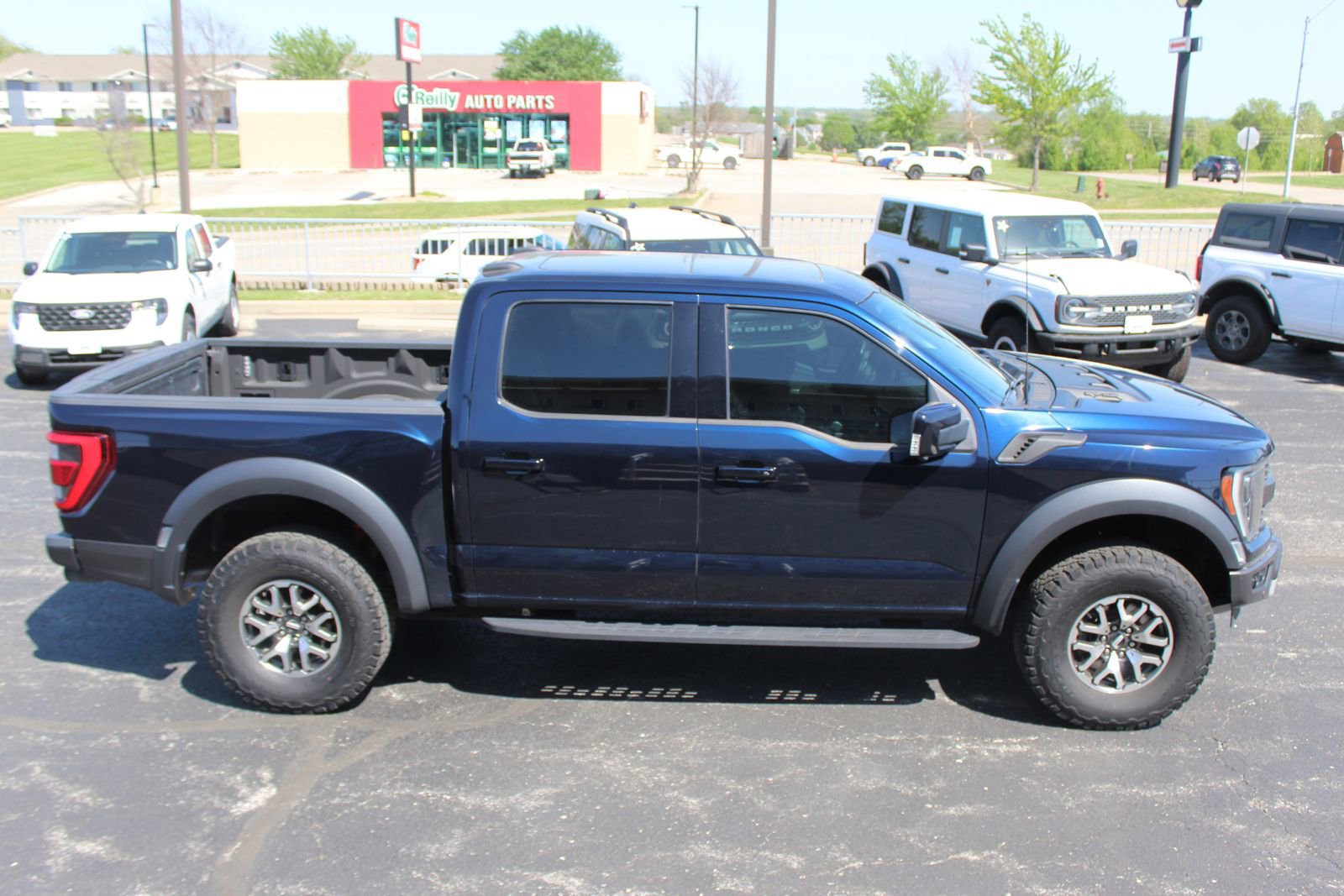 Used 2022 Ford F150 Raptor w/ Equipment Group 801A High AWD/4WD image 9
