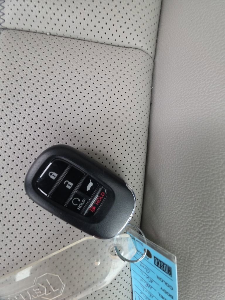 Certified 2026 Honda HR-V EX-L image 32
