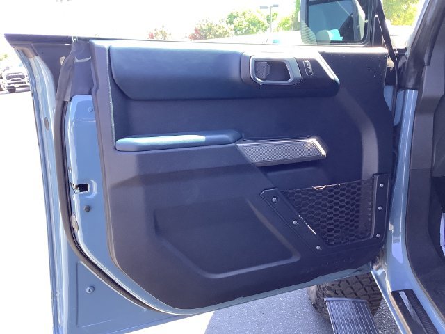 Used 2022 Ford Bronco Outer Banks w/ Sasquatch Package AWD/4WD image 9