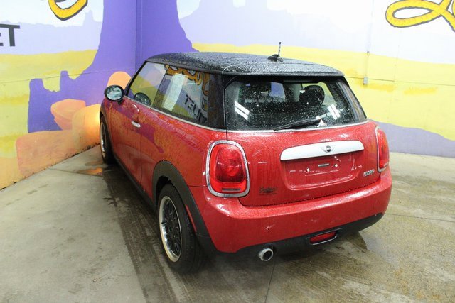 Used 2014 MINI Cooper 2-Door Hardtop image 6