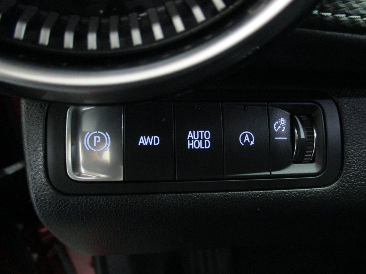 Used 2025 Chevrolet Equinox LT w/ Midnight Edition image 17