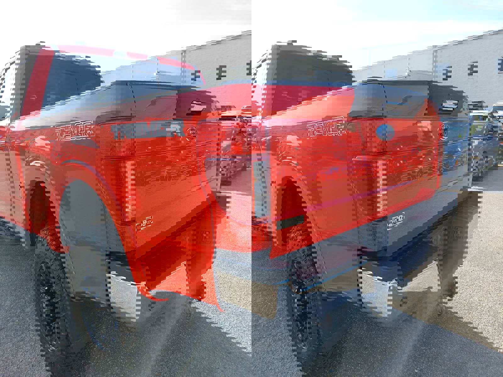 Used 2020 Ford F250 Lariat w/ Tremor Off-Road Package image 37