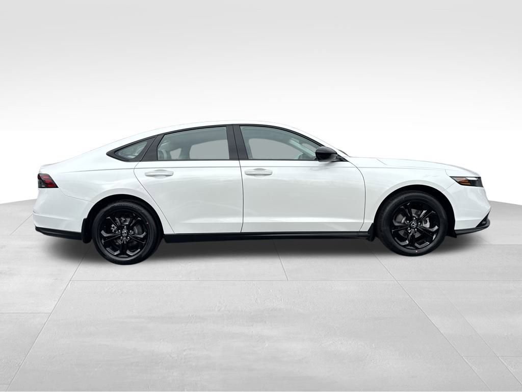 New 2025 Honda Accord SE image 9