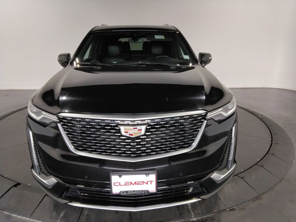 Used 2022 Cadillac XT6 Premium Luxury image 3