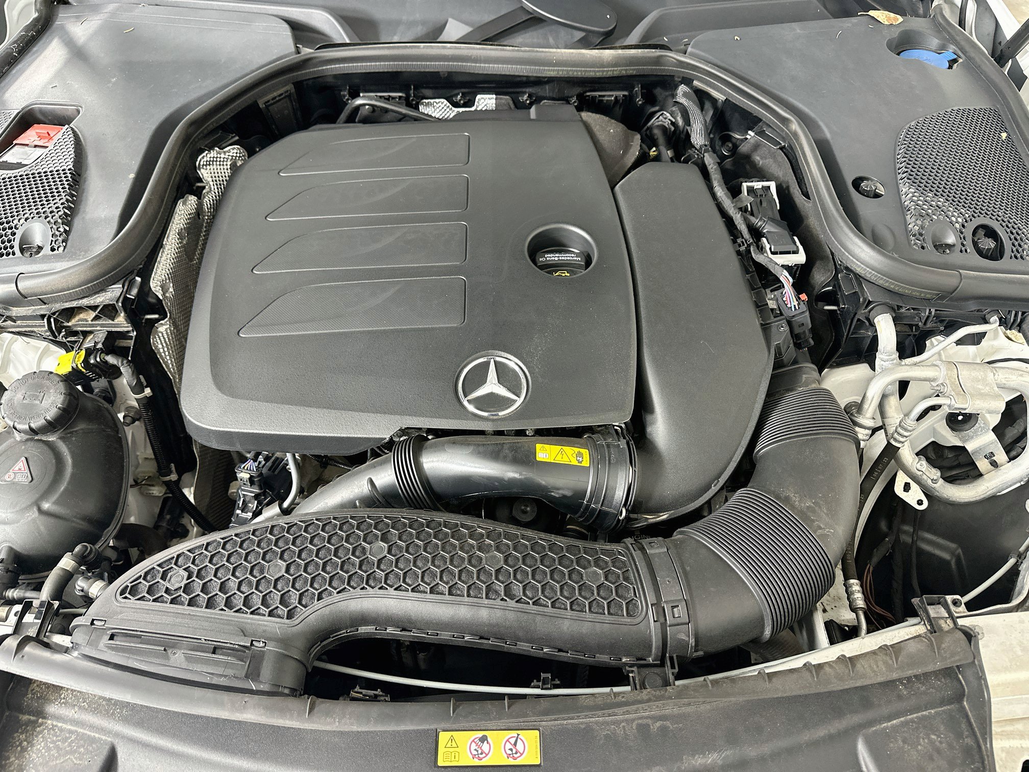 Used 2023 Mercedes-Benz E 350 4MATIC Sedan image 34