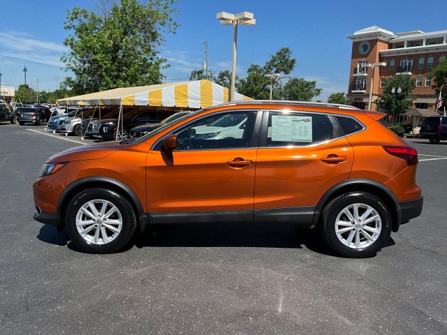 Used 2017 Nissan Rogue Sport SV w/ SV All-Weather Package FWD image 4