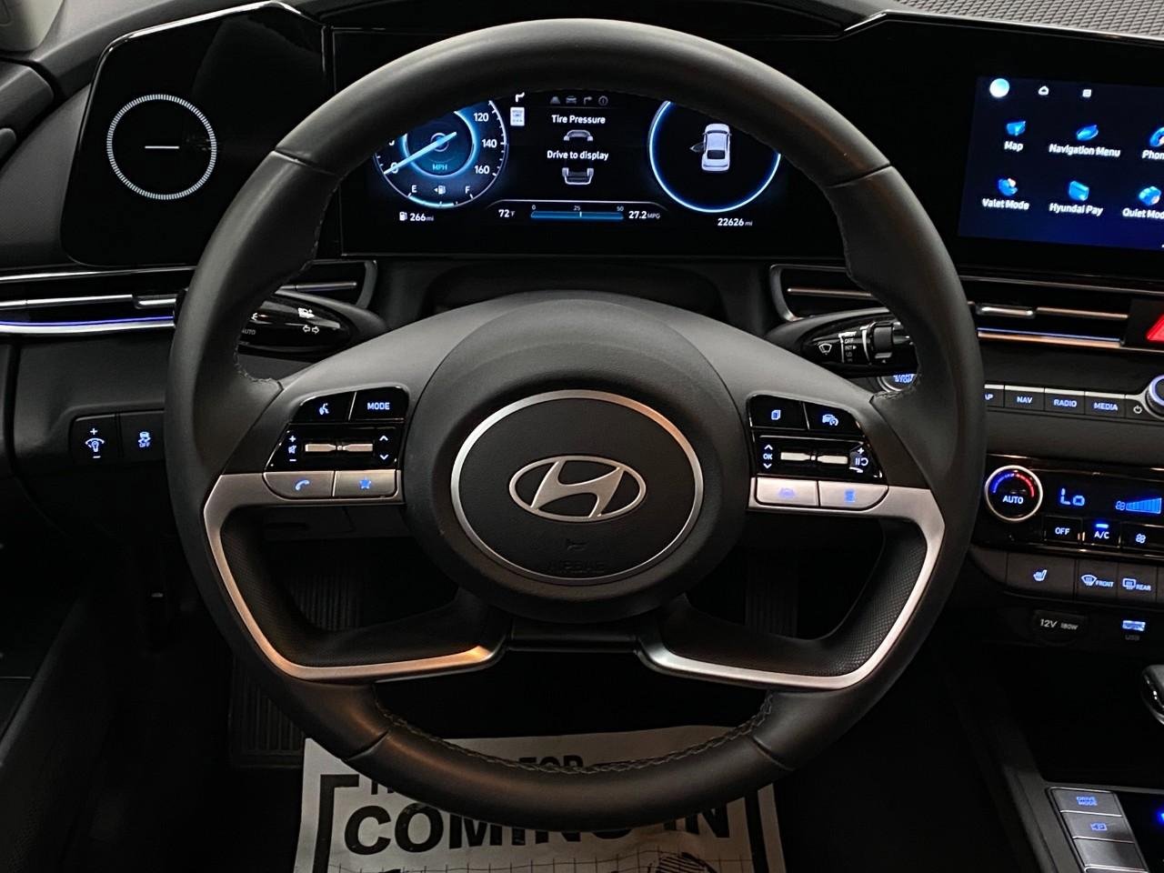 Certified 2025 Hyundai Elantra SEL image 14