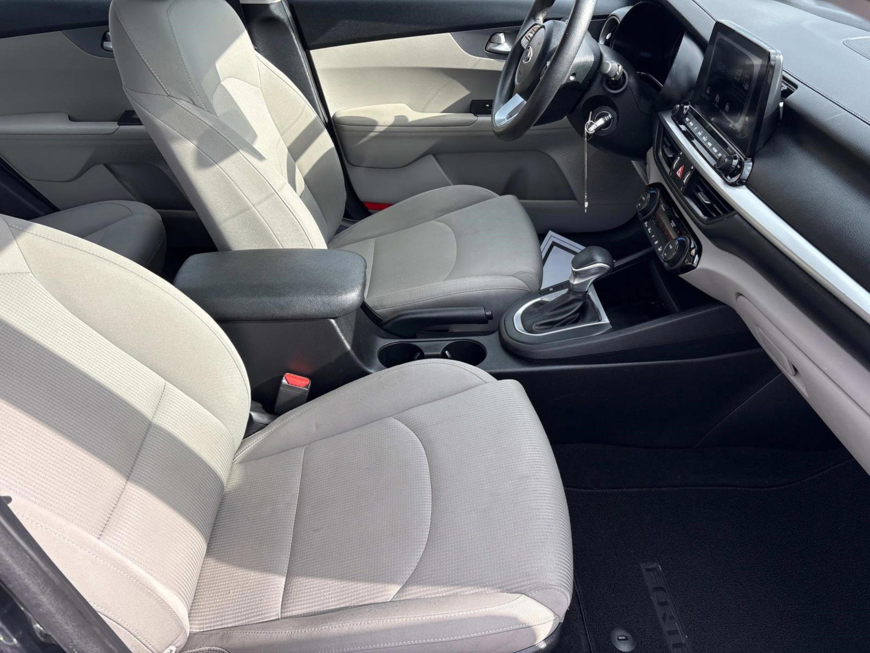 Used 2019 Kia Forte LXS image 21