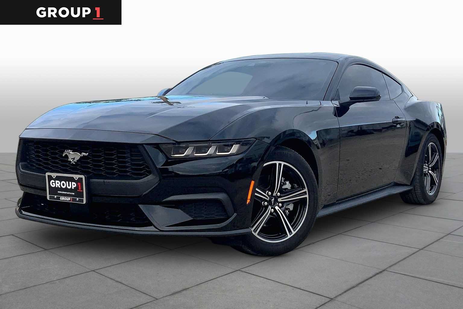 Used 2025 Ford Mustang Coupe RWD image 1