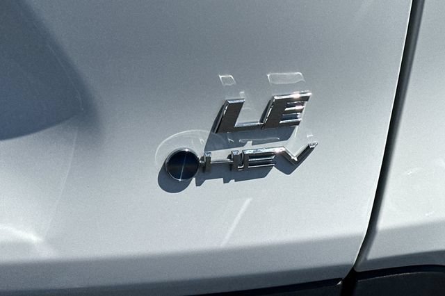 Certified 2025 Toyota RAV4 LE AWD/4WD image 31
