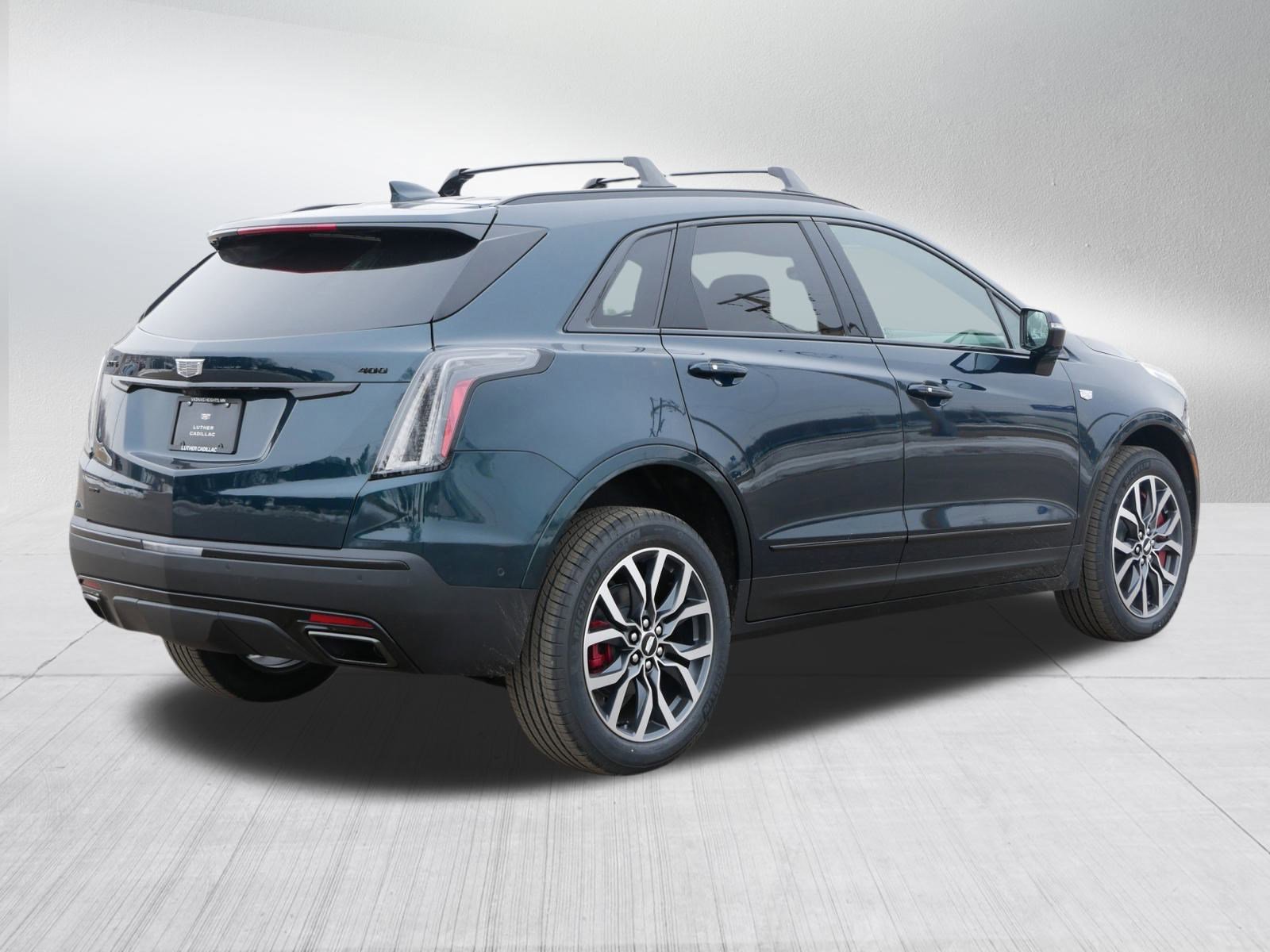 New 2026 Cadillac XT5 Sportv w/ LPO, Onyx Lite Package image 6