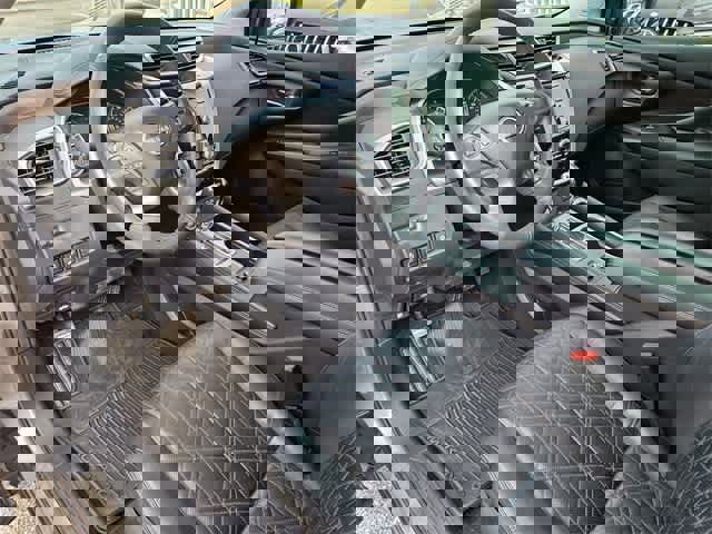 Used 2023 Nissan Murano Platinum w/ Cargo Package image 2