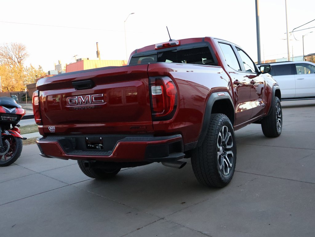 Used 2024 GMC Canyon AT4 w/ AT4 Premium Package image 7