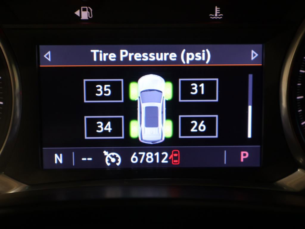 Used 2019 Chevrolet Equinox Premier AWD/4WD image 40