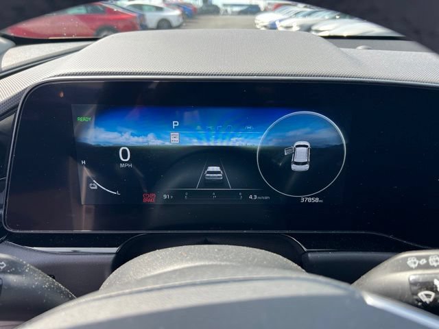 Certified 2025 Kia Niro Wind w/ Wind Preserve Package FWD image 15