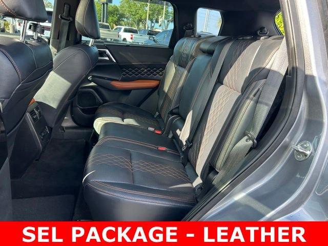 Used 2022 Mitsubishi Outlander SEL FWD image 15