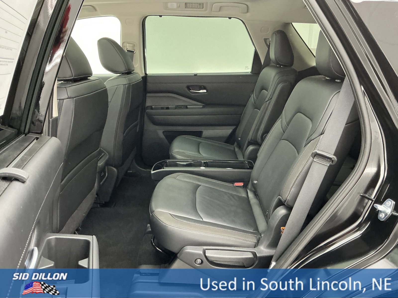 Used 2025 Nissan Pathfinder SL w/ SL Premium Package image 19