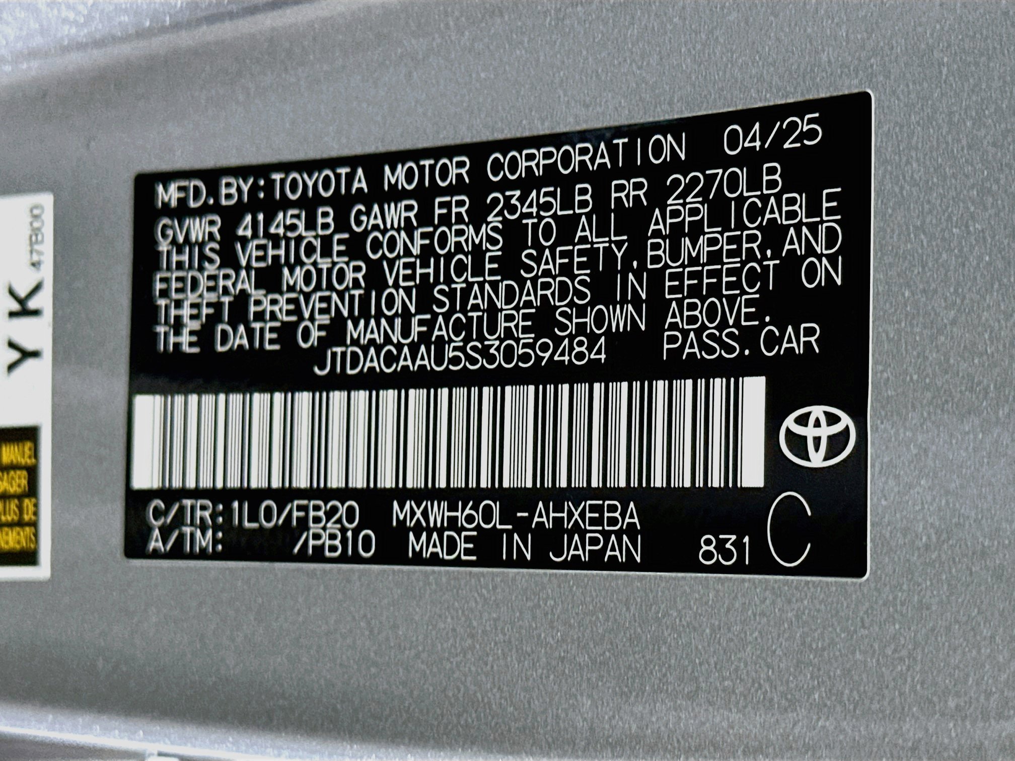Used 2025 Toyota Prius LE FWD image 12