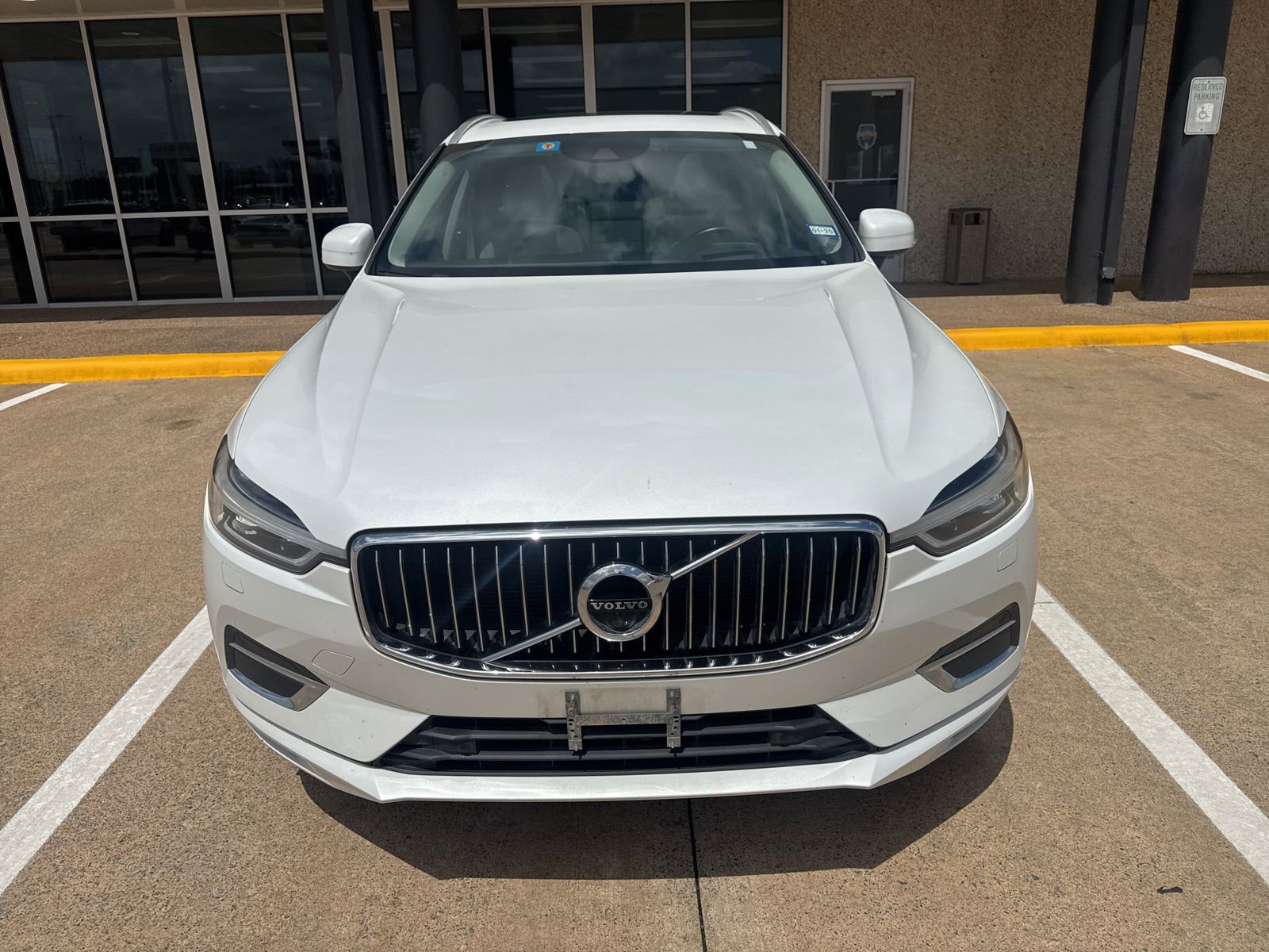 Used 2020 Volvo XC60 T6 Inscription w/ Protection Package Premier image 2