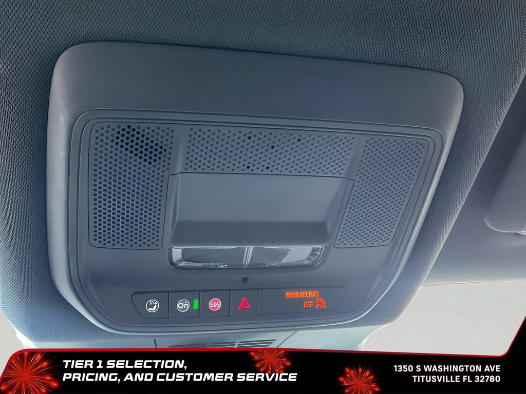 Used 2024 Chevrolet Blazer EV LT AWD/4WD image 35