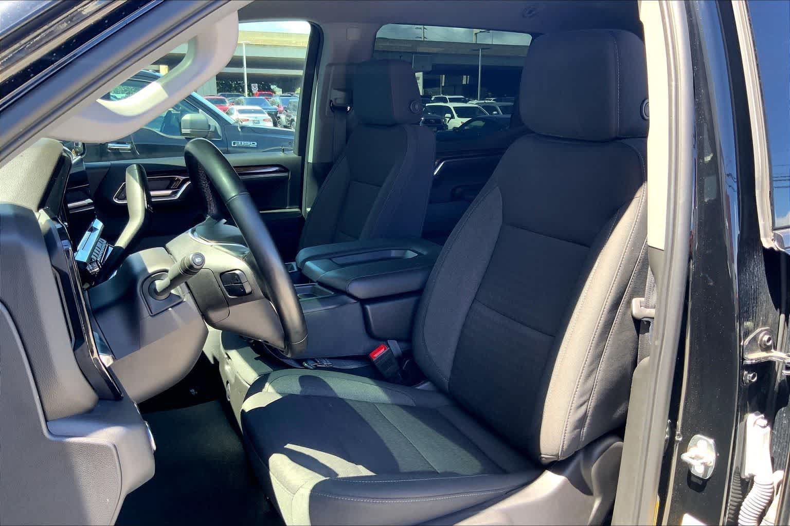Used 2024 GMC Sierra 1500 Elevation RWD image 11