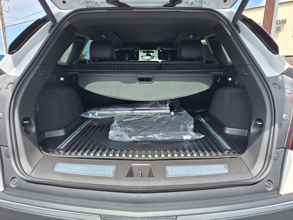 New 2026 Cadillac XT5 Premium Luxury w/ Driver Assist Package FWD image 28