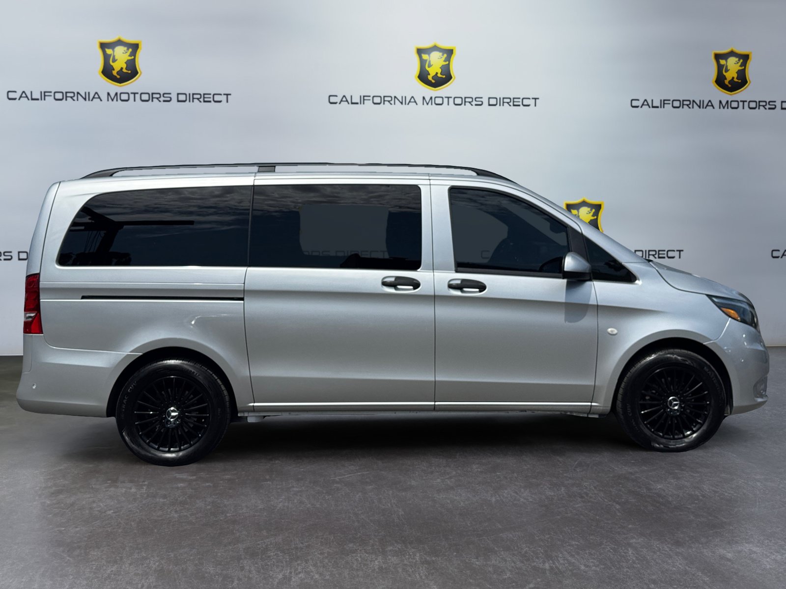 Used 2019 Mercedes-Benz Metris Passenger image 6