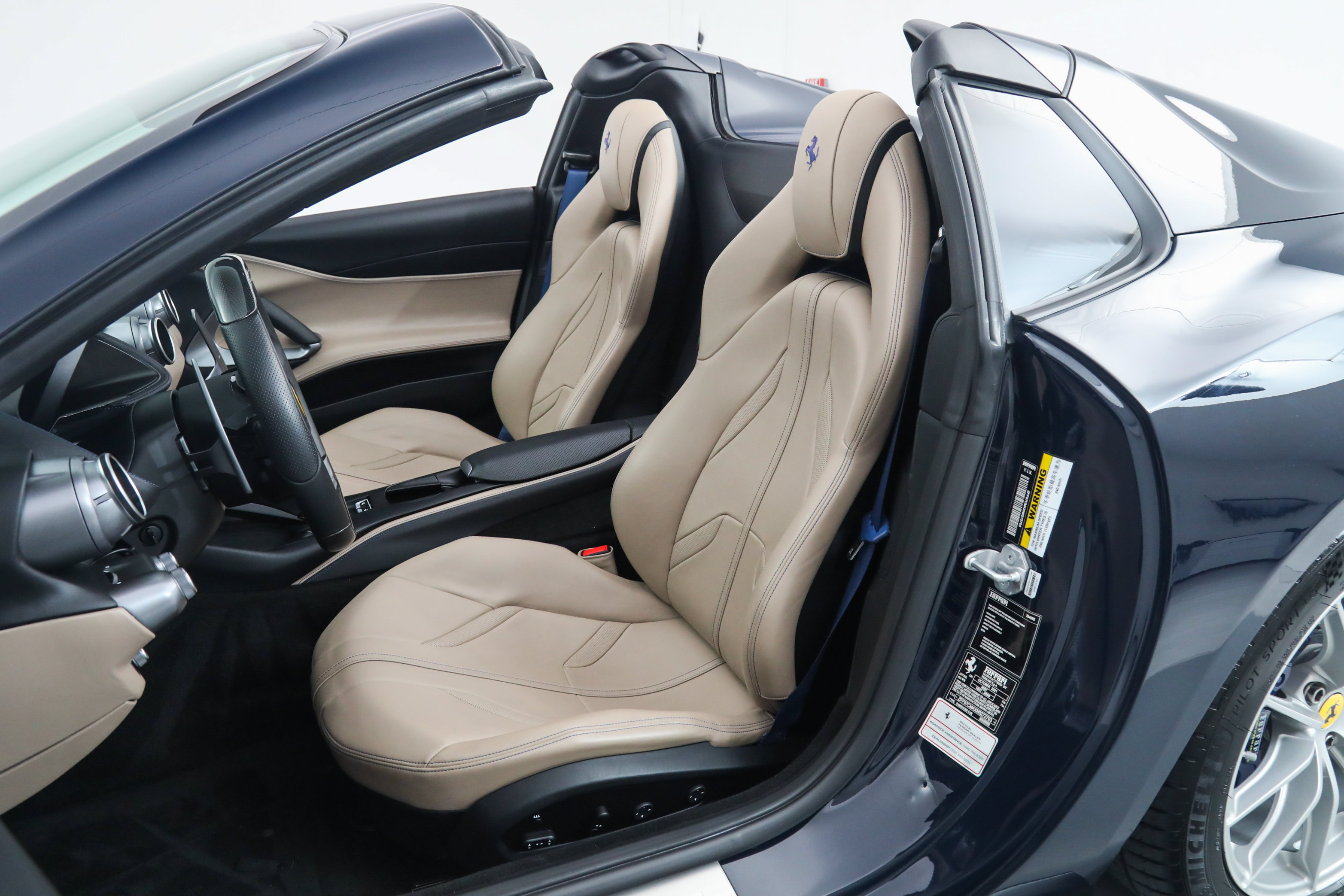 Certified 2022 Ferrari 812 GTS RWD image 5