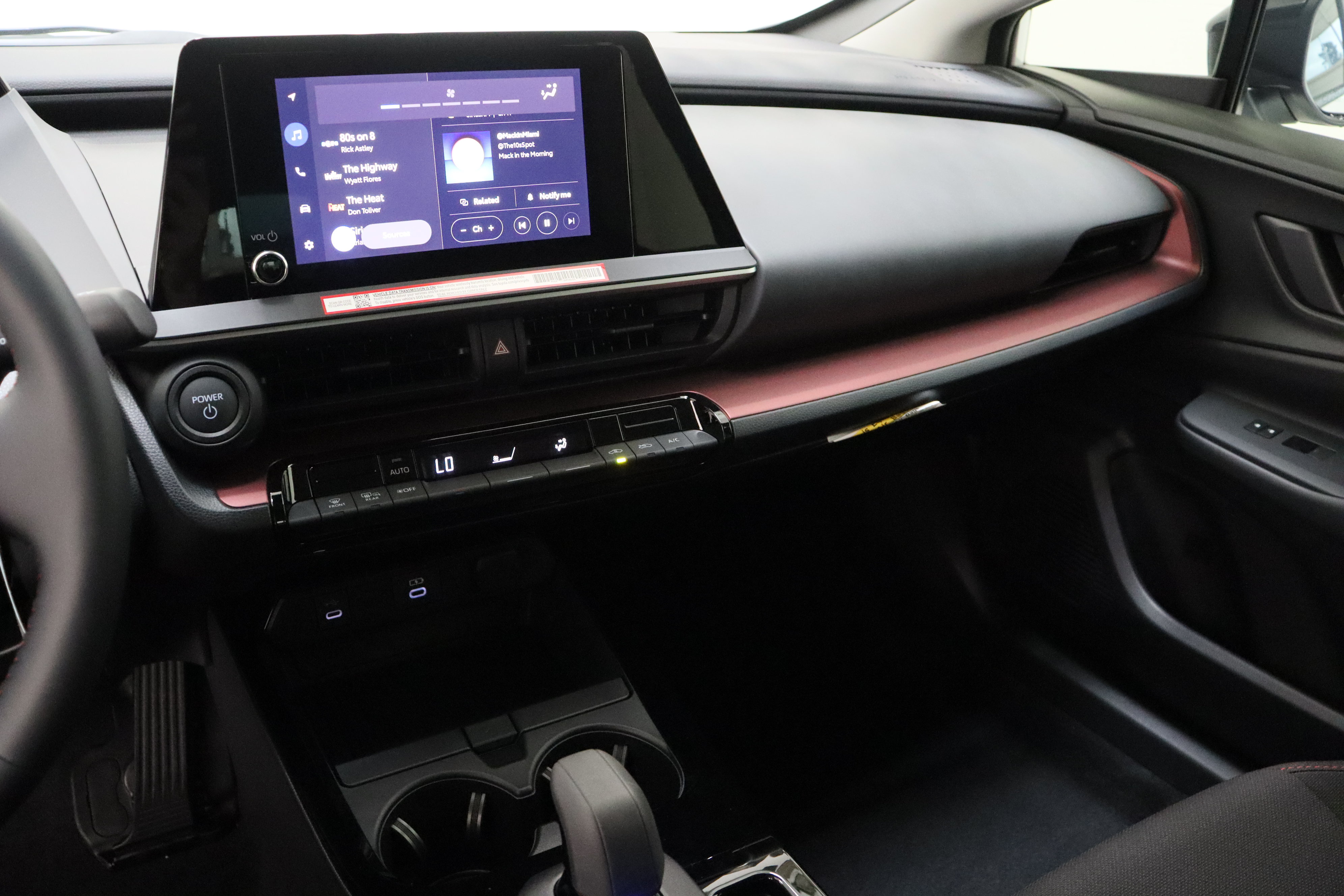 Certified 2026 Toyota Prius Plug-In Hybrid FWD image 15