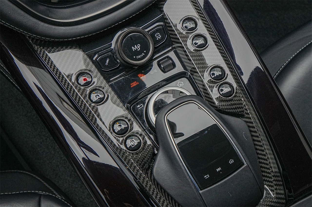 Used 2023 Aston Martin DBX 707 image 31