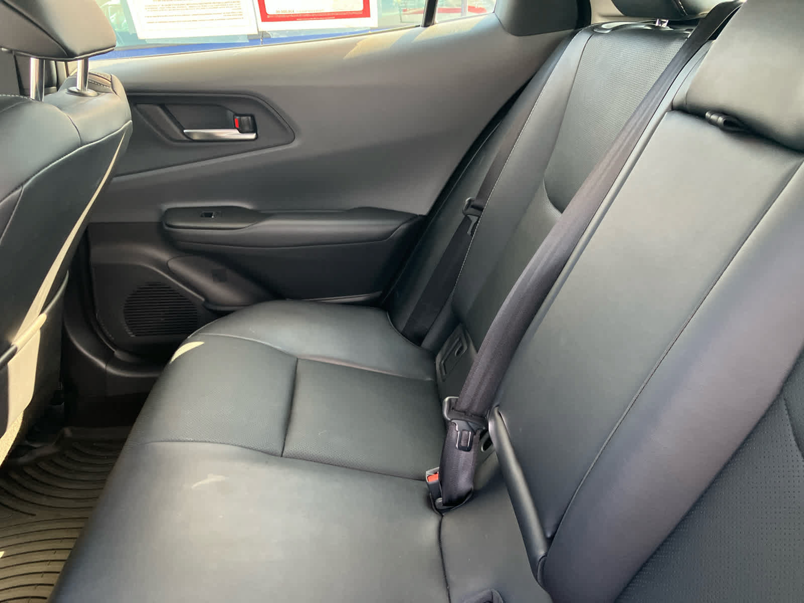 Certified 2026 Toyota Prius XLE FWD image 32