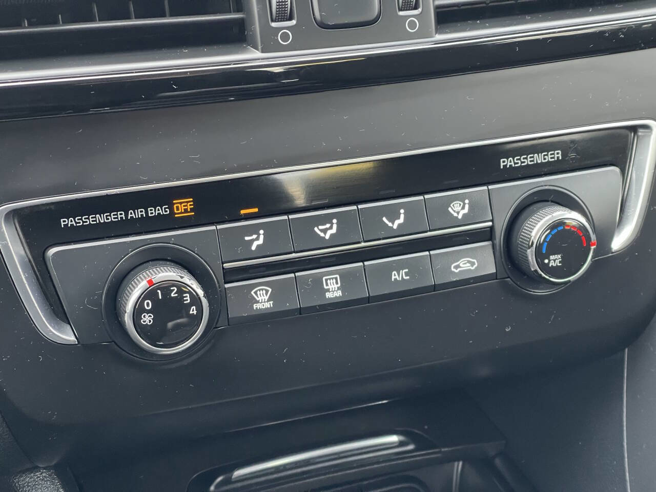 Used 2016 Kia Optima LX image 28